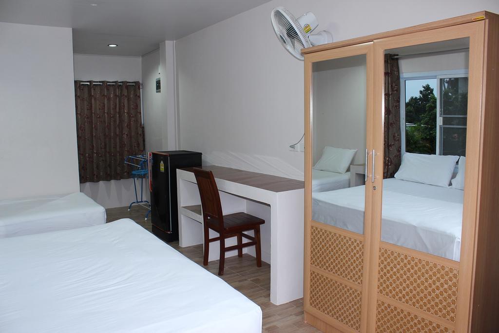 Sairee Center Guest House Koh Tao Room photo