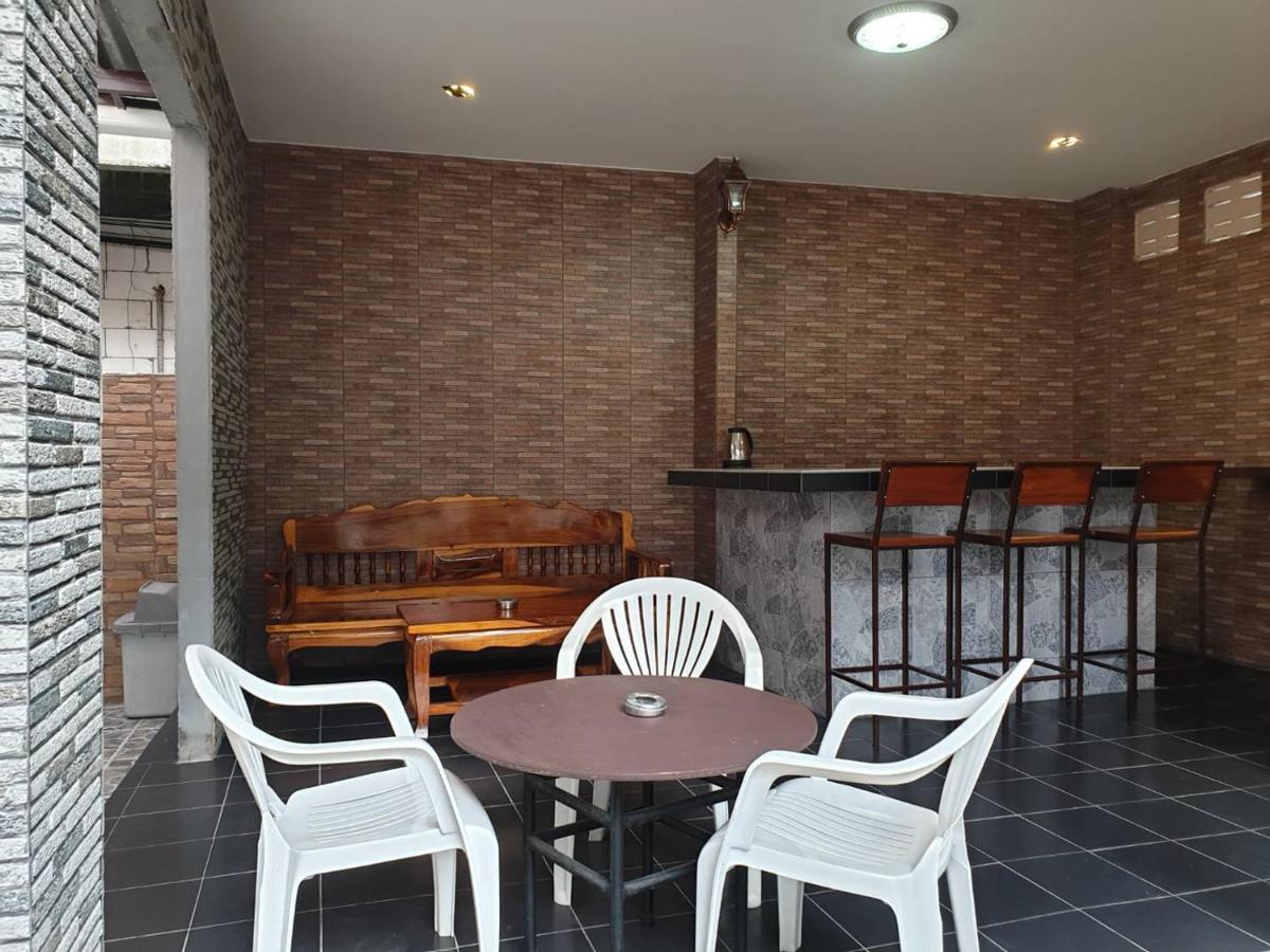 Sairee Center Guest House Koh Tao Exterior photo